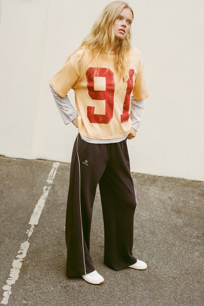 Contrast-Stitched Flowy Jogger Pants