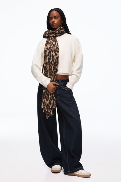 Patterned scarf