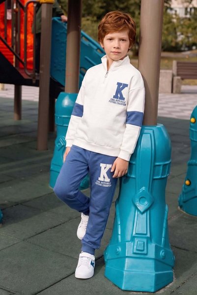 3 Thread Embroidered Half-Zipper Boys' 2-Piece Set