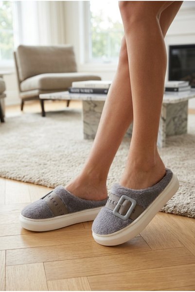 Gray Popart Buckle Plush Women's Slippers / Daily Home Shoes