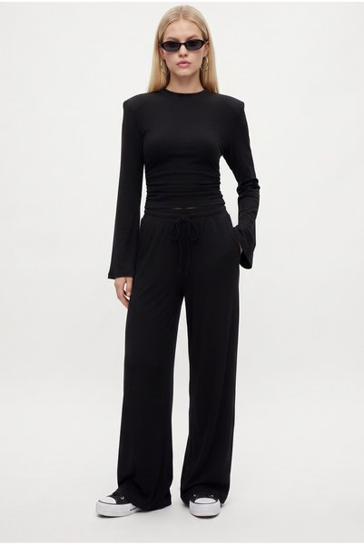 Women's Cove Modal Touch Padded Back Lace-Up Blouse Elastic Pants Black Bottom Top Set