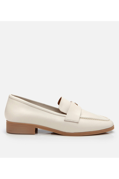 Women's Leather Ecru Flexible Sole Classic Loafer