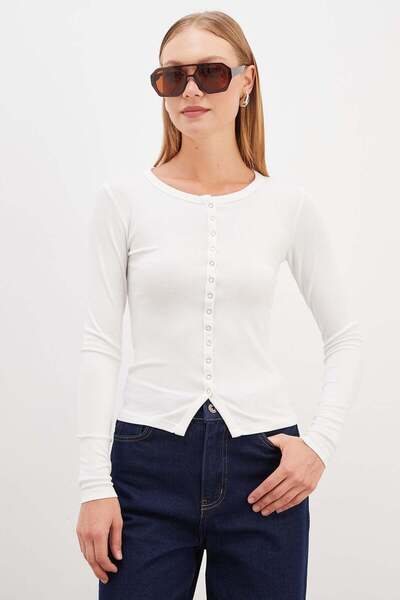 Ribbed Slim Fit Blouse with Snap Front