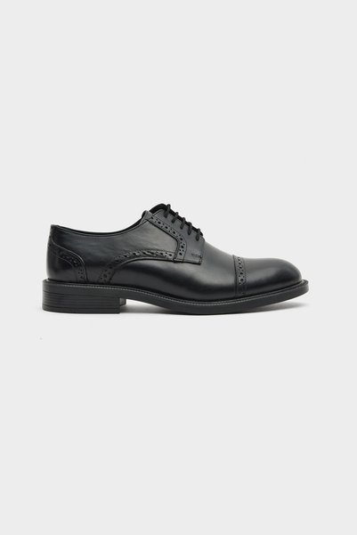 Ds Damat Black Shoes