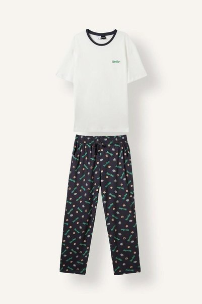 Rick and Morty Printed Pajama Set (26 Au)