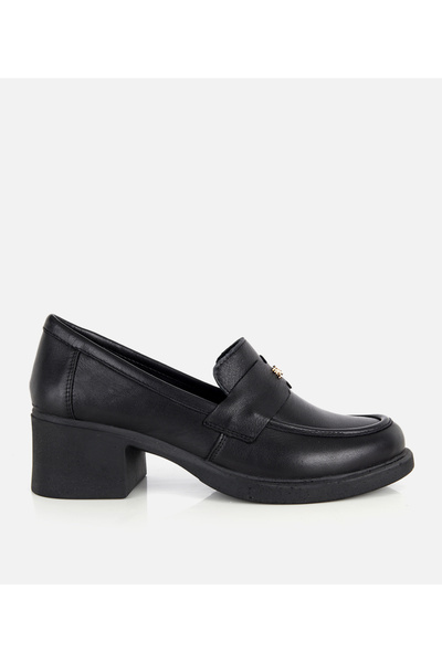 Women's Leather Black Soft Textured Heeled Classic Loafer