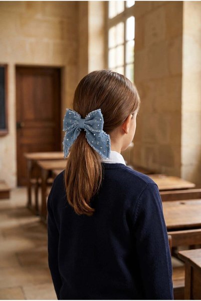 Fringed Blue Bow Automatic Buckle