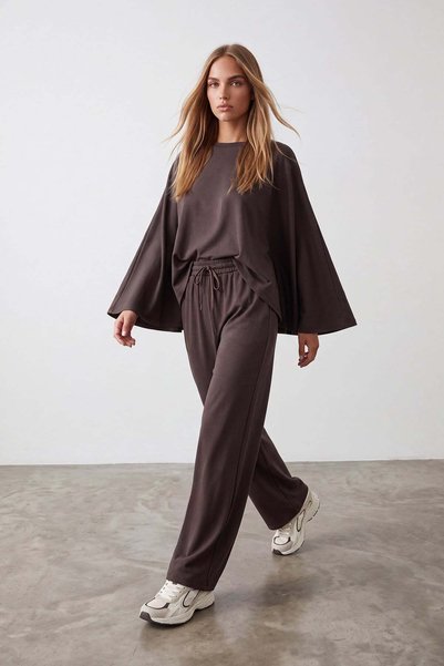 Women's Brown Crew Neck Cape-Cut Top and Elastic Waist Pants Set Alc-X15801
