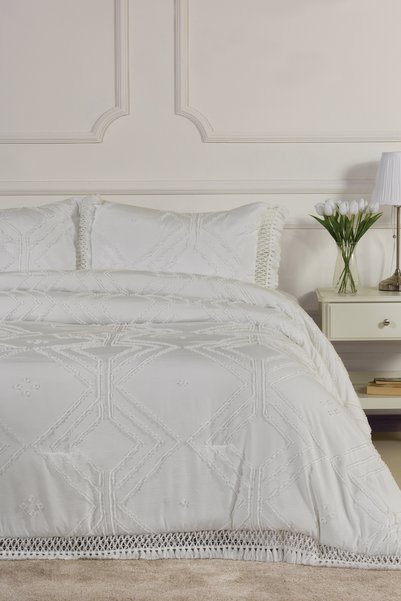 Clara Bedspread Set (220X240 cm) Cream