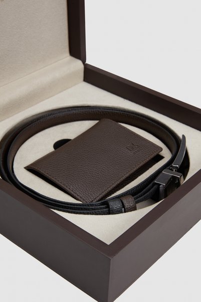 Ds Groom Brown Accessories Sets
