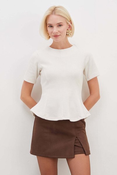 Thessaloniki Knitted Peplum Blouse with Zipper on the Back
