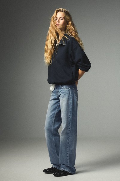 Straight Fit Jeans with Curled Cuffs and Mid-Rise Waist