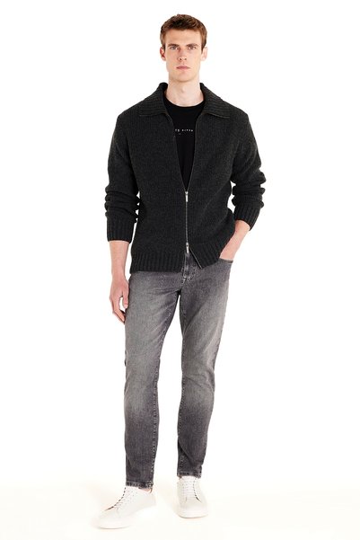 DARK GRAY CAMDEN SLIM FIT JEANS