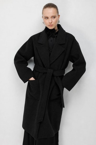 Black Coat with Stamped Texture Belt and Pocket