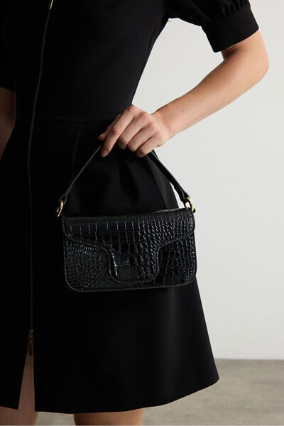 Black Croco Detailed Shoulder Bag