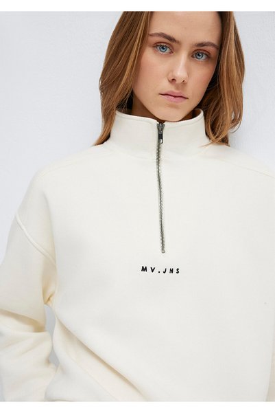 Mvjns Embroidered Semi-Zipper Ecru Sweatshirt 1S10533-89145