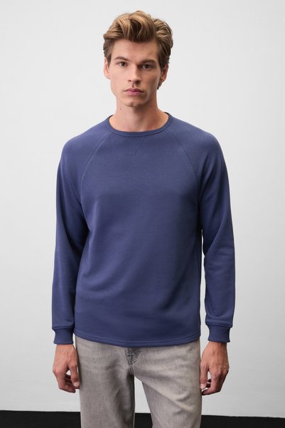 Gormak Men's Long Sleeve Blue Sweatshirt