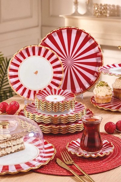 34 Piece Lovely Bird Gold Gilded Glass Cake Tea Serving Set