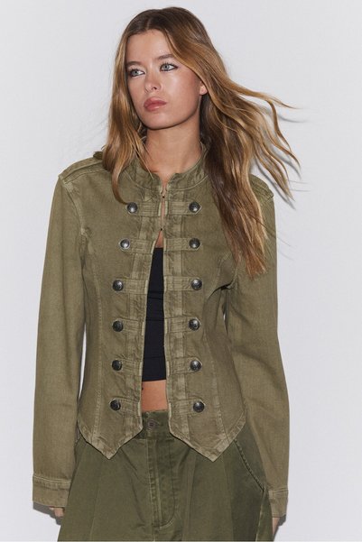 Buttoned Sarga Jacket