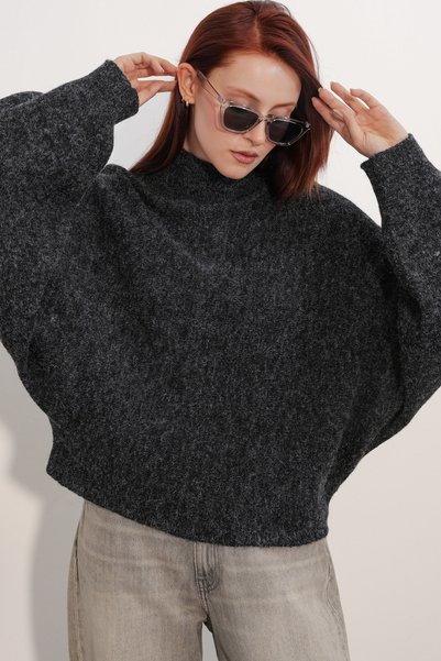 Women's Bat Sleeve Oversize Knitwear Sweater 15969 - Black