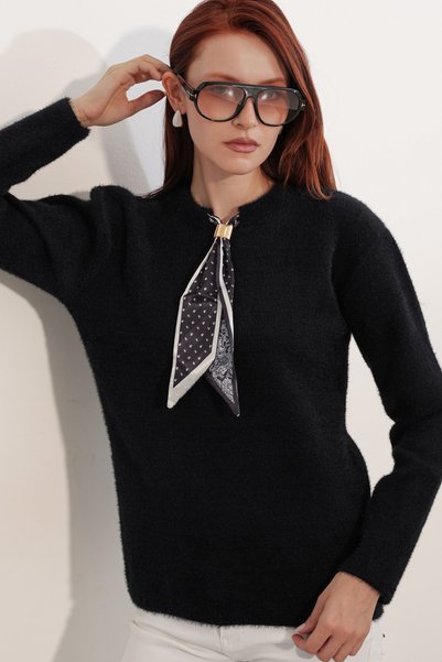 Women's Oversize Sweater with Scarf Detail 15971 - Black