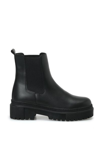 Nadia W Black Women's Chelsea Boots