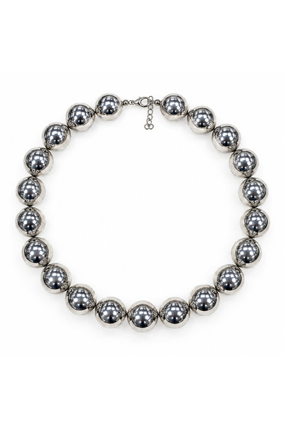 Colorful bead necklace
