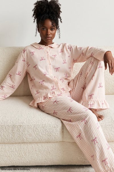Salmon Bow Patterned Ruffled Soft Tuşe Winter Buttoned Knitted Pajamas Set 8077