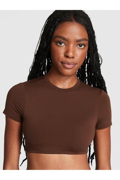 Base Stretch Baby Tee
