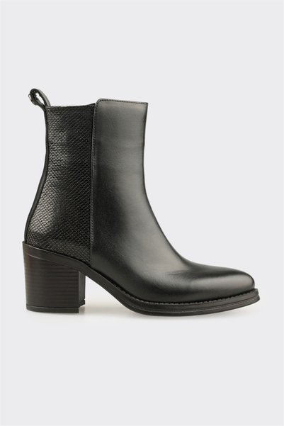 Black Leather Women's Casual Boots