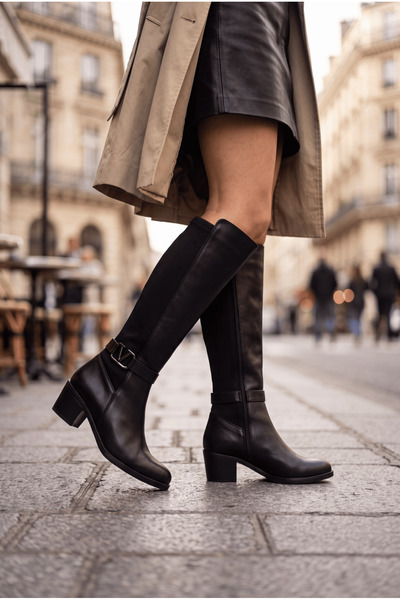 Women's Black Comfortable Heeled Boots