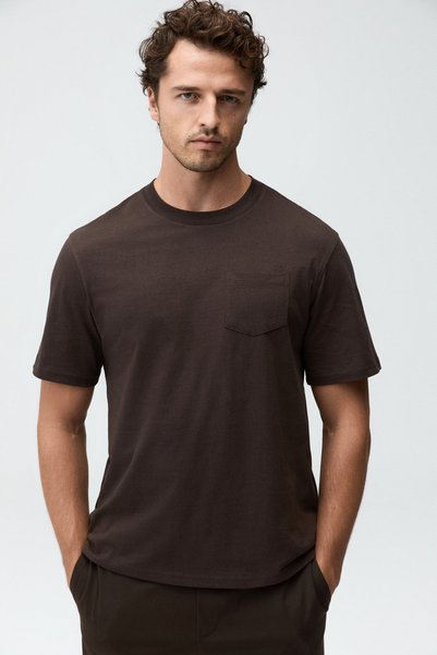 Pasco men's pocketed short sleeve brown t-shirt
