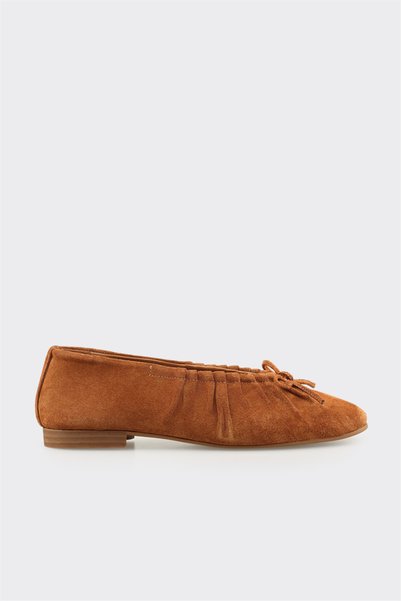 Tan Leather Women's Casual Shoes