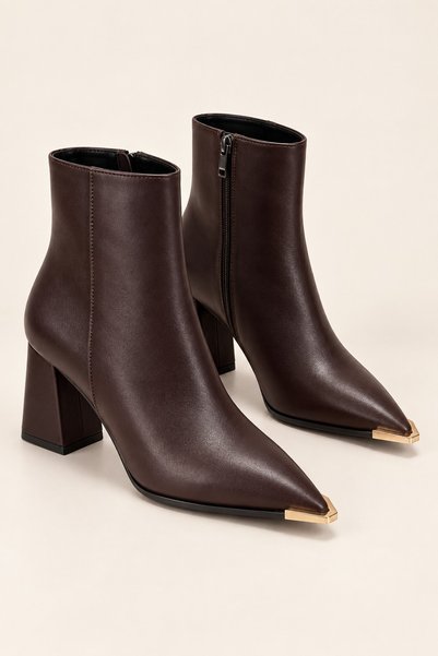 Westra Metal Toe Detailed Zippered Pointed Toe Thick Heeled Women's Boots