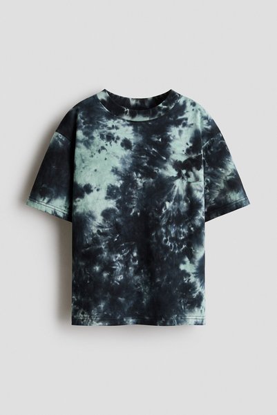 Printed T-Shirt Loose Fit Jersey Black with Batik Pattern