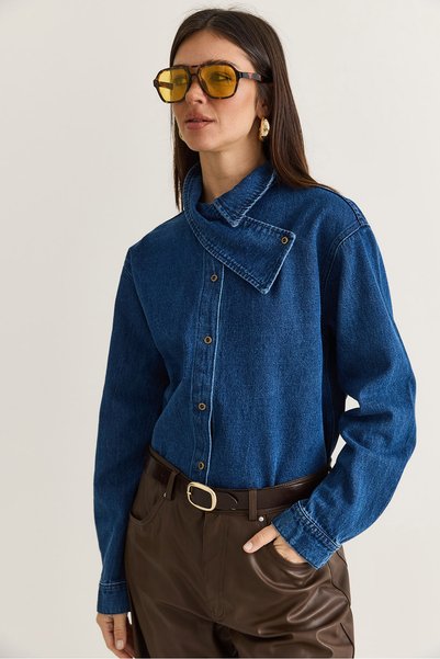 Women's Dark Blue Asymmetrical Collar Buttoned Oversize Denim Shirt 2706 60286618