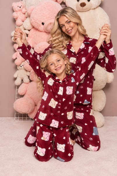 Cat Pattern Burgundy Suede Knitted Long Sleeve Mother-Daughter Buttoned Pajama Set