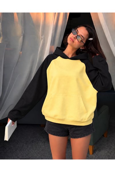 Women's raglan sleeve sweatshirt yellow black
