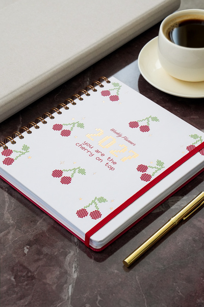 2027 Yearly Weekly Square Planner - 12 Months Cherry