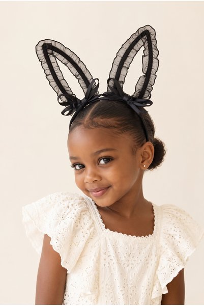 Girl's tulle halloween crown with bunny ears - black
