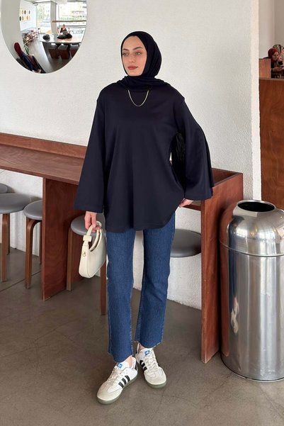 Crew Neck Basic Blouse Navy Blue