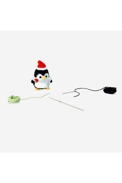 DIY Knitted Penguin