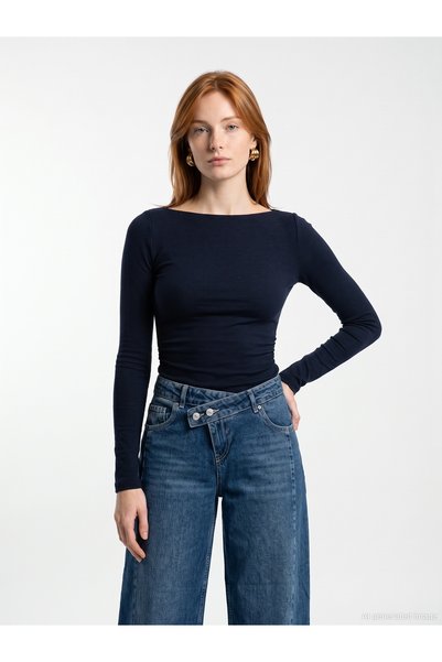33270 Warm Kayak Collar Bra-Free Top