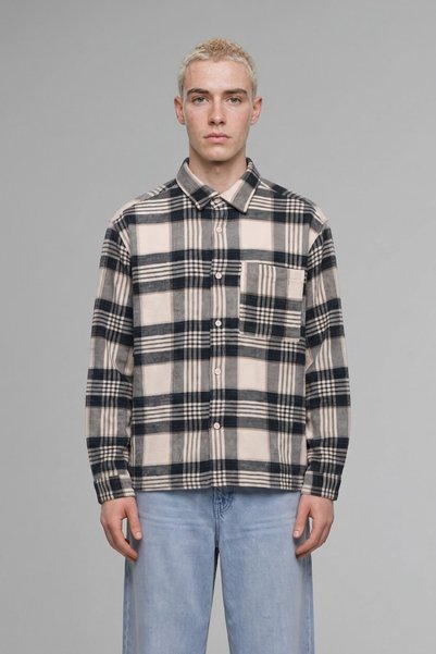 Boxy Fit Plaid Shirt (26 Wn)