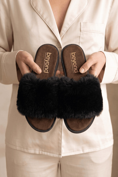 Women's Black Open-Front Fluffy Furry Slippers 1cm Byndtuy01 Black Fury Straps