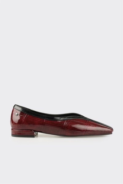 Burgundy Women's Classic Shoes