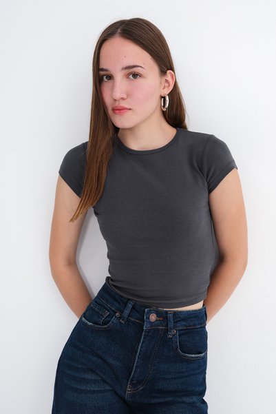 Short Sleeve Basic T-Shirt P1742-L10