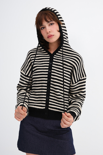 Striped Knitwear Cardigan H3568
