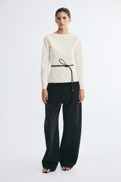 Kayak Collared and Belted Top