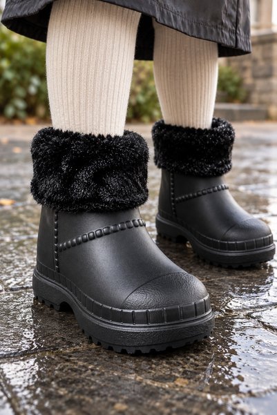 Children's Waterproof Rain Boots with Plush Detailing and Fur Inside